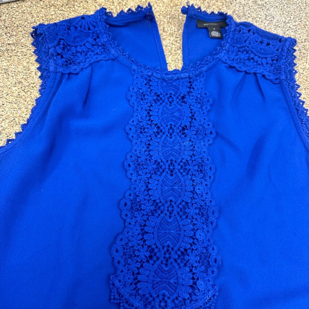 Halogen blue blouse with lace